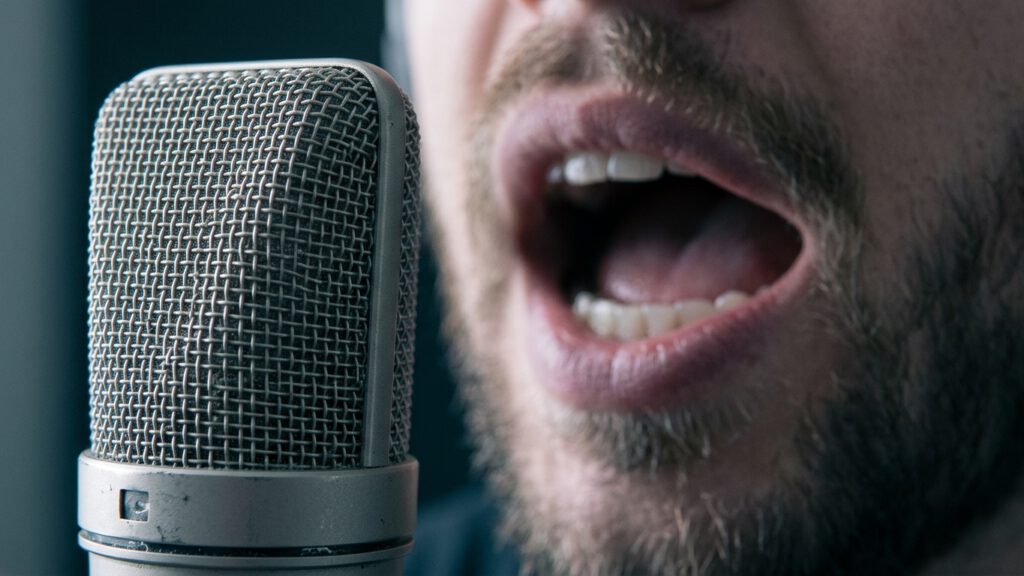 AutoTune Advanced Preserves Vibrato Under Pressure